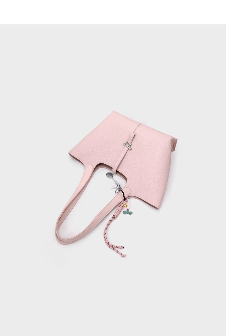 2025 Pre-Autumn New Cowhide Wind Chime Tote Bag Large Capacity Commuter Handheld One-Shoulder Leather Women's Bag