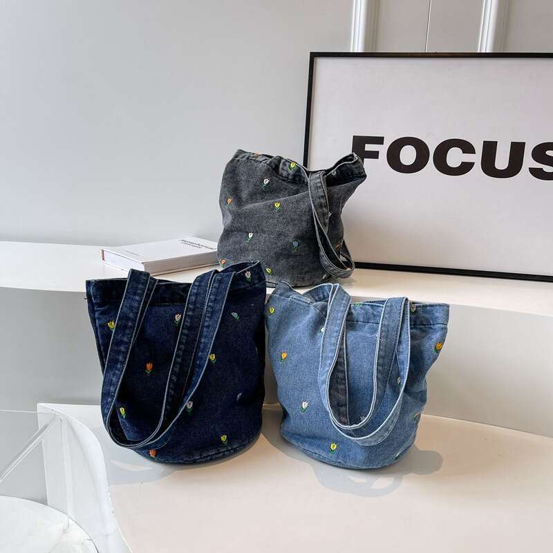 Summer Canvas Embroidered Handbag Denim Niche Design Fashion Large Capacity Shoulder Commuter Bag