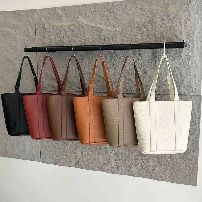 Women Solid Pu Handbags Soft Large Capacity Bucket Bags Elegant Female Casual Shoulder Pack All-Matched Lady Underarm