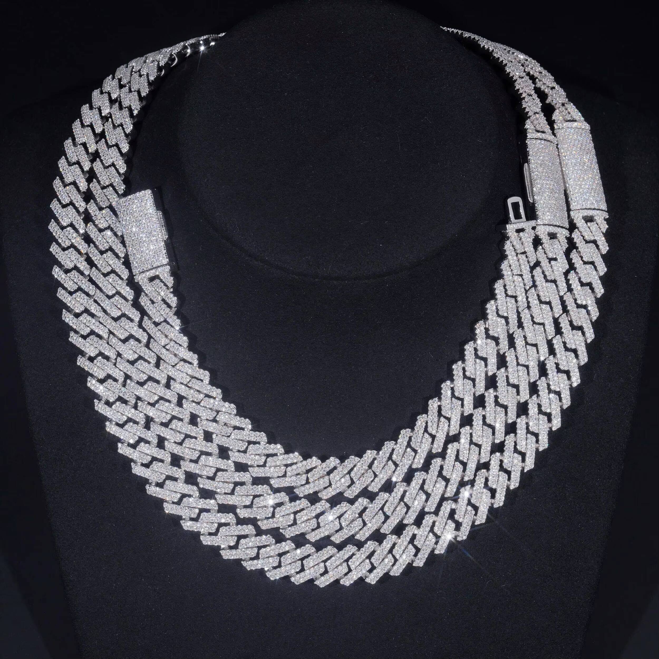 12mm White Gold Plated 925 Sterling Silver VVS Moissanite Diamond Cuban Link Chain Bracelet Iced Out Mossanite Jewelry