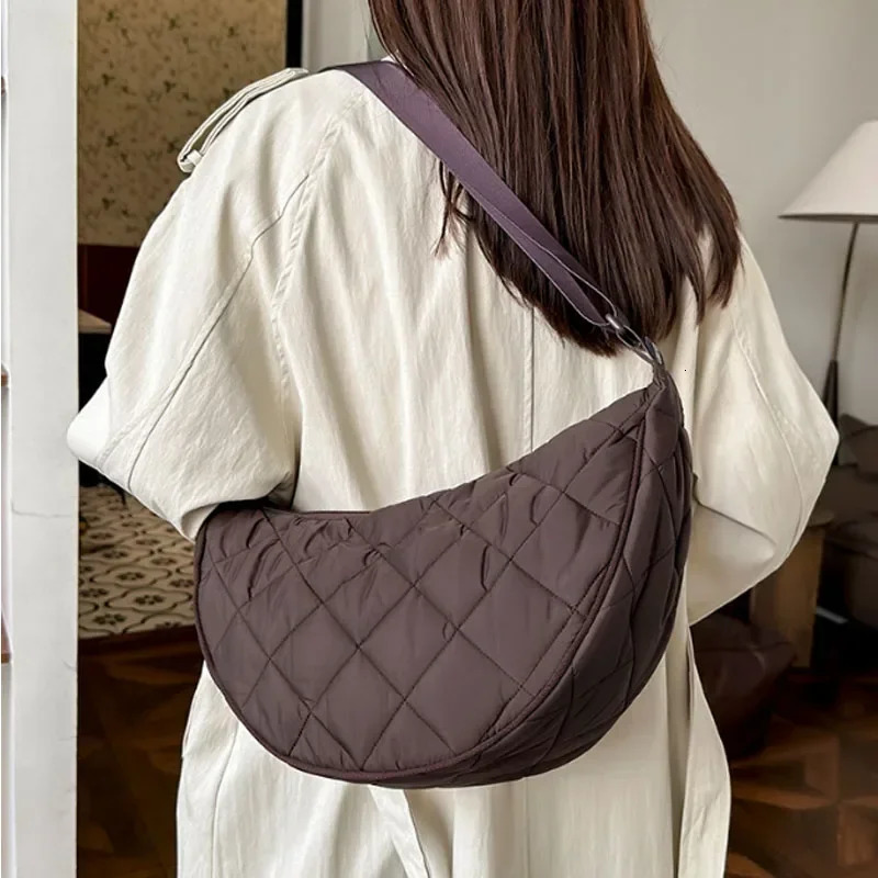 Waist Half Moon Belt Bag Solid Color Crossbody Bag Large Capacity Shoulder Bags Portable Nylon Plaid Travel Bags for Commuting 250903