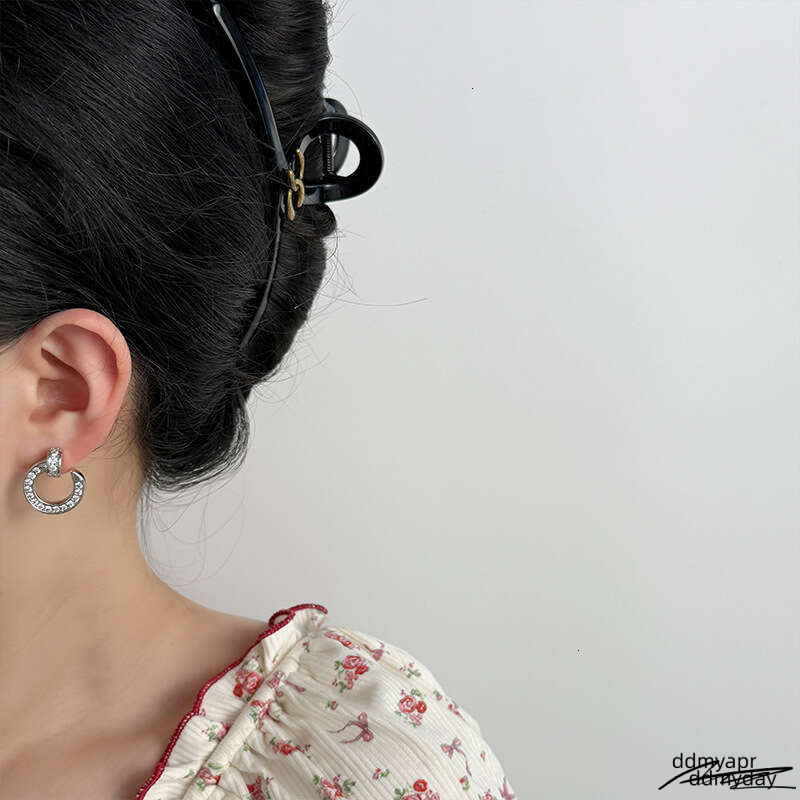 Dhcollections Stylish Hoop Earrings Dazzling Metal Round Shape Statement Jewelry For Women ddmyday