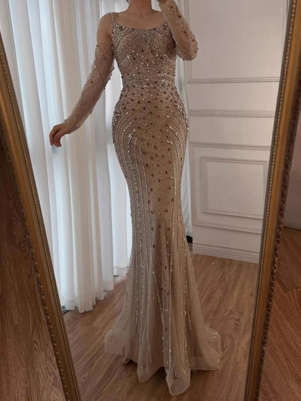Designer Mermaid Evening Dress Crystal Spaghetti Strap Prom Gowns Beading Long Sleeve Floor Length Party Dresses Customized