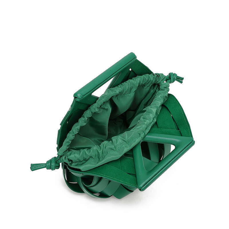 B Brand New Basket Triangle Magnetic Buckle Woven Hollow Women's Handbag Tote Shoulder Crossbody Mother and Child Bucket Bag