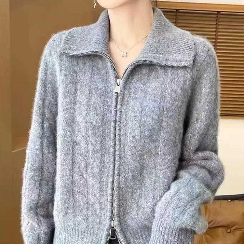 Womens Clothing Vintage Allmatch Double Zipper Cardigan Autumn Winter New Fashion Twisted Flower Long Sleeve Knit Sweater Tops Z250905