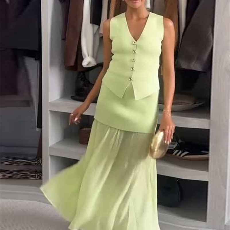 Knitted Casual Tank Top Pleated Skirt Sets Women Single Breasted Vneck Sleeveless Vest Patchwork Skirts Suits 2025 Summer Chic 250905