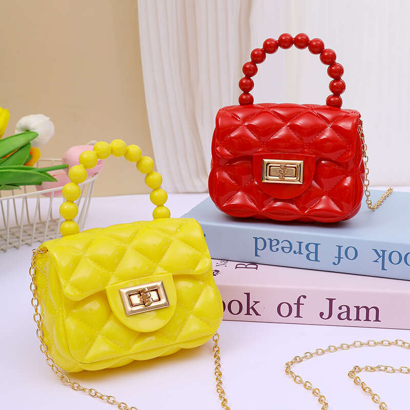 2025 New Women's Shoulder Fashion Pearl Chain Crossbody Handbag Mini Jelly Bag