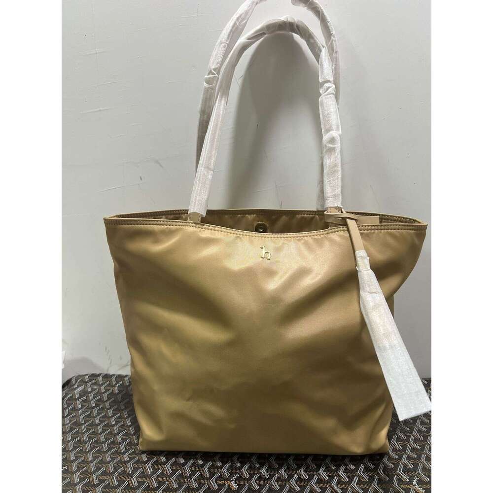 Korean Haggis Single Shoulder Handheld Dumpling for Women, Large Capacity Commuter Gym Bag, Nylon Tote Bag