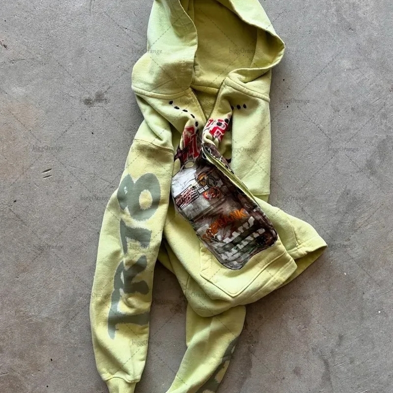 Loose and Oversized Hoodie American Retro Animation Printed Zipper Sweatshirt Fashionable Versatile Personalized Clothing 250904