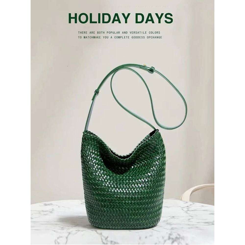 High End First Layer Of Cowhide Hand-Woven Genuine Leather Women's Large Capacity Shoulder Tote Underarm Bucket Bag