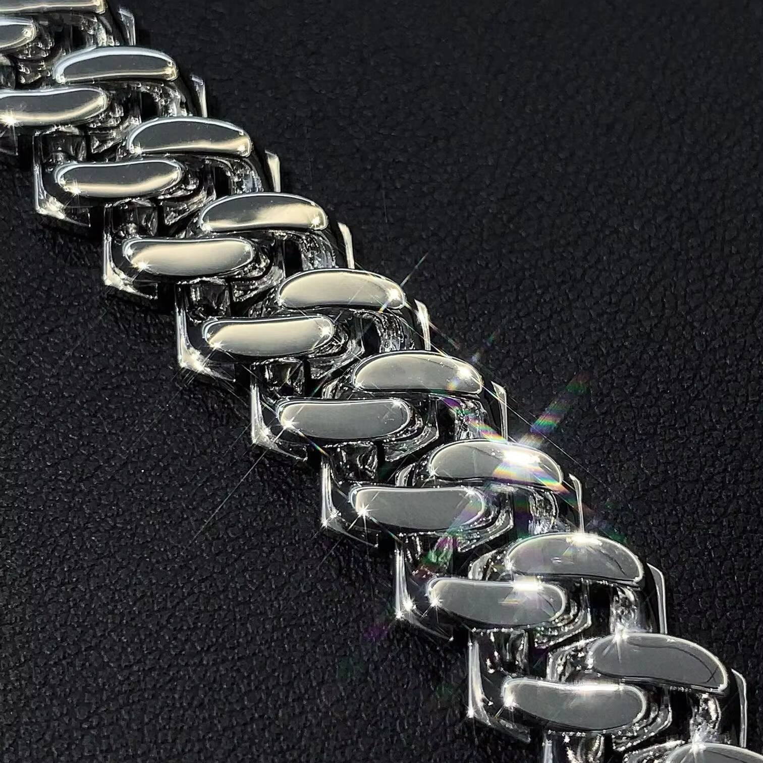 VOAINO Full Pave Cuban Chain Round Brilliant Cut Simulated Diamonds 18K White Gold Plated Hiphop Link Necklace Unisex Gift