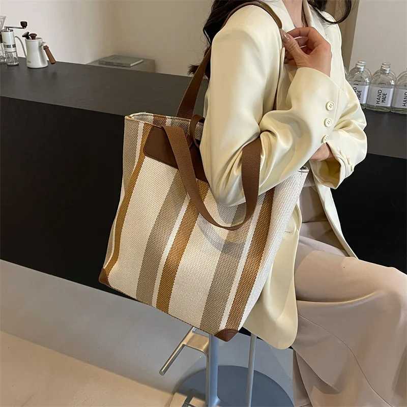 Striped Shoulder Bucket Bags For Women Canvas Fabric Large Capacity Shopping Totes Contrast Color Commute Shopper Handbags 2024 Z250903