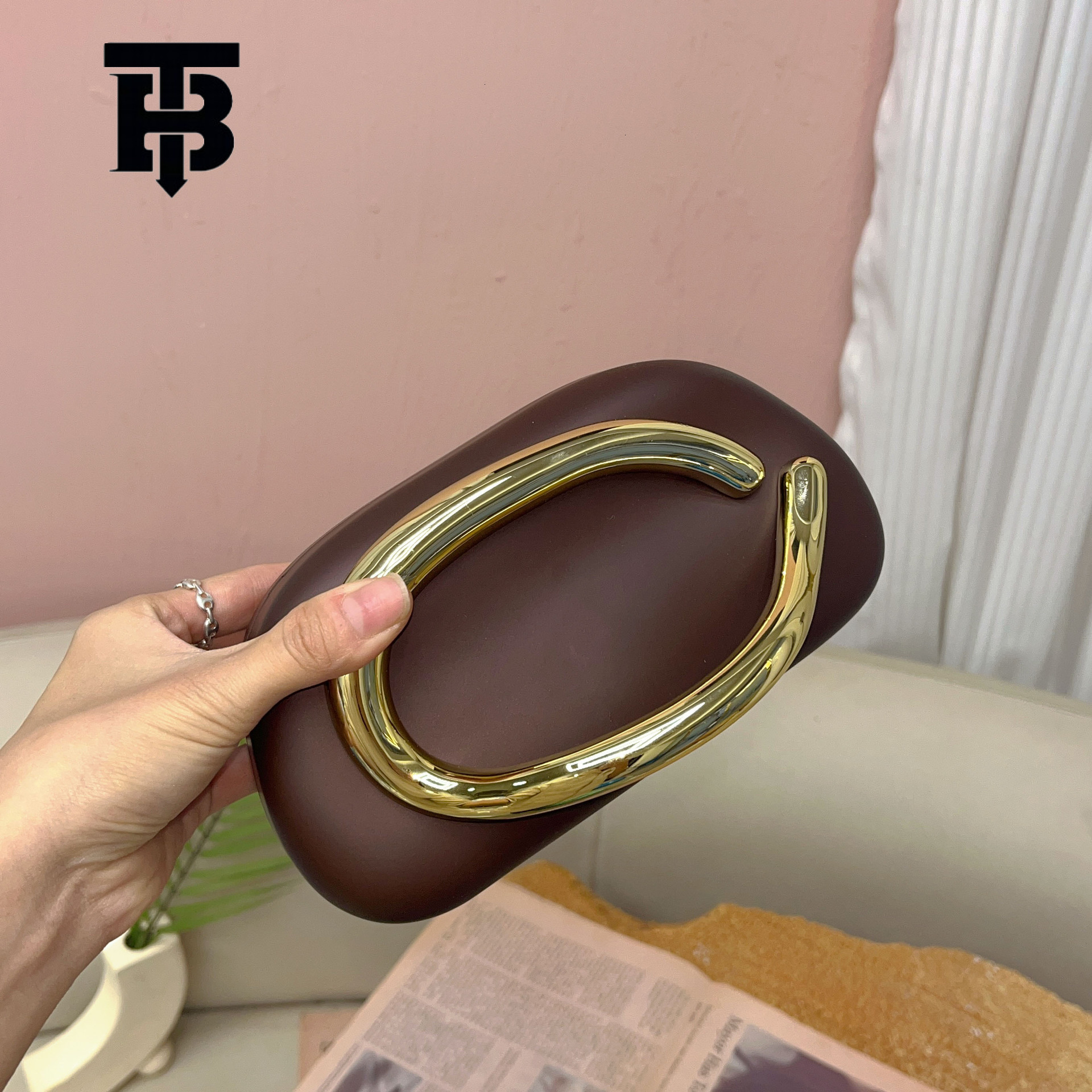 TB BHULAMTE Designer Bag Luxury Bag European And American Retro Niche Wine Red Metal Box Small Square Bag Party Versatile Phone Clutch Crossbody Small