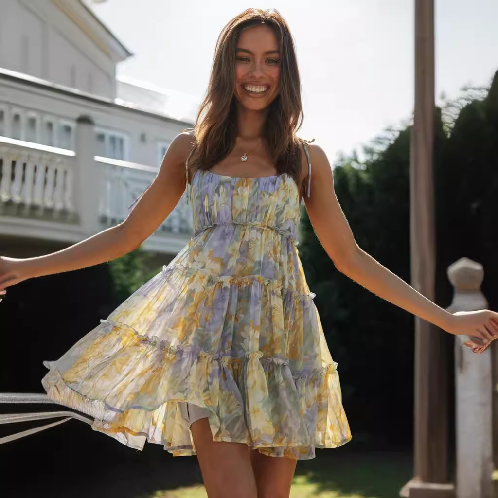 2025 SpringSummer New Vacation Style Sexy Printed HighEnd Spaghetti Strap Dress for Women with Lining
