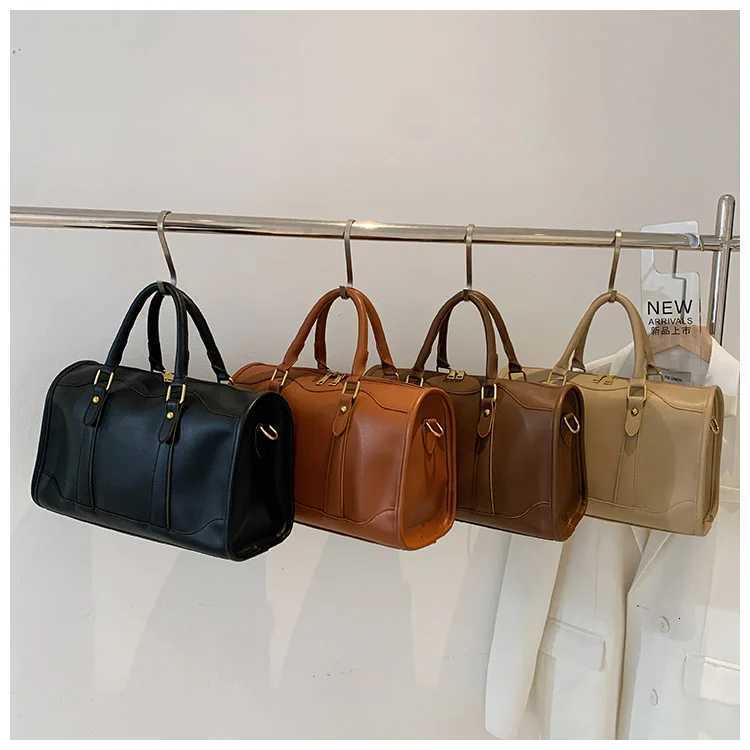 design Boston handbag for womoen big totes pu Leather female Shoulder Crossbody Bags Large Capacity Travel bag brown Z250903