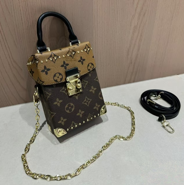 Classic Mobile Phone Bag Luxury Shoulder Bag Cellphone Pouch Coin Wallet Lady Designer Handbag Fashion Wallet Women Sling Bags Pochette Tote Bag Crossbody Bag Purse
