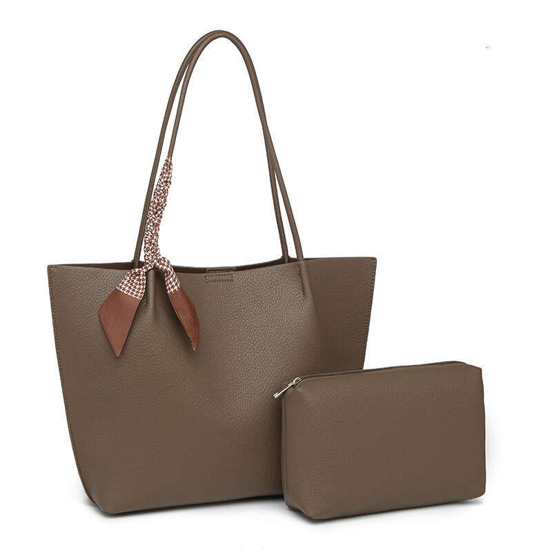 Niche Design Large Capacity Underarm for Women 2025 Korean Version New High-end Silk Scarf Women's Versatile Shoulder Bag