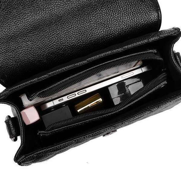 2025 New Single Shoulder Diamond Crossbody Bag, Women's Handheld Fashion Small Square Bag