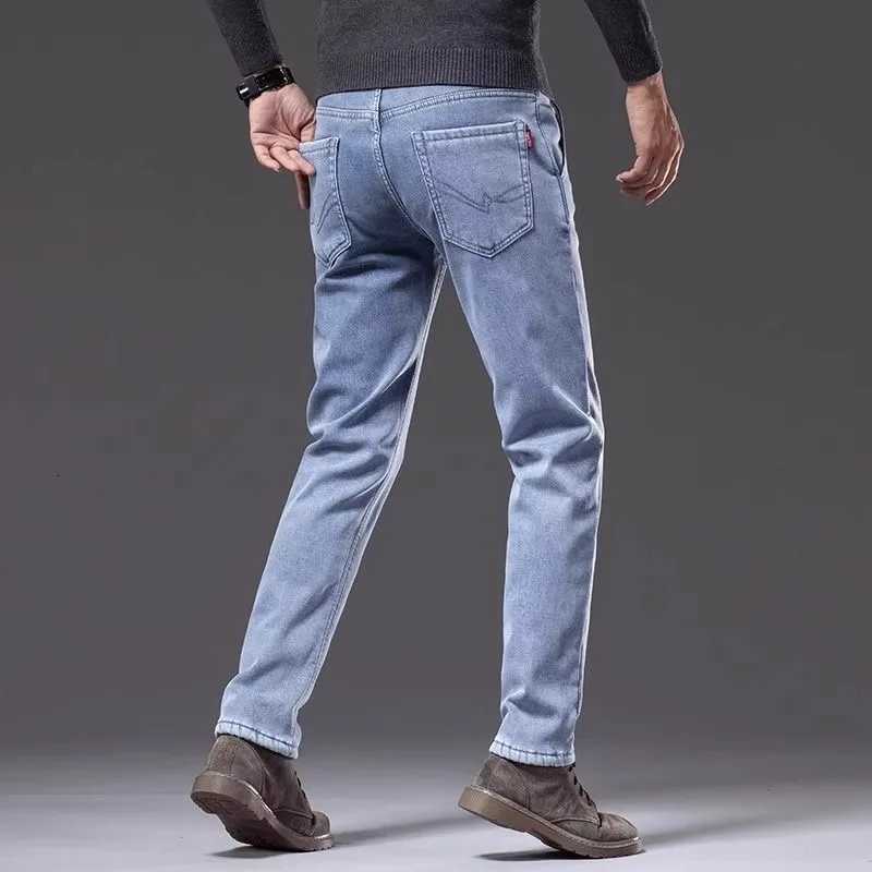 New Autumn and Winter Fashion Trend With Thick Fleece and Warm Straight Leg Blue Jeans For Mens Casual Sports Highend Jeans W250905