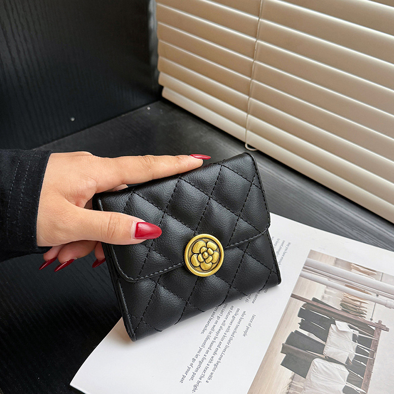 Luxury Brand Designer Bag 2025 New European And American Style Women's Short Wallet Quilted Embroidery Multi-Card Slot Multi-Functional Personali