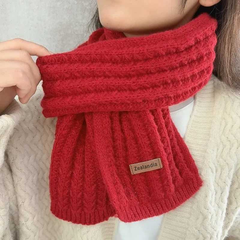Solid Color Knitted Scarf Winter Women Girls Warm Soft Comfortable Scarf Outdoor Elegant Versatile Plush Scarf Fashion AccoryXJ250905