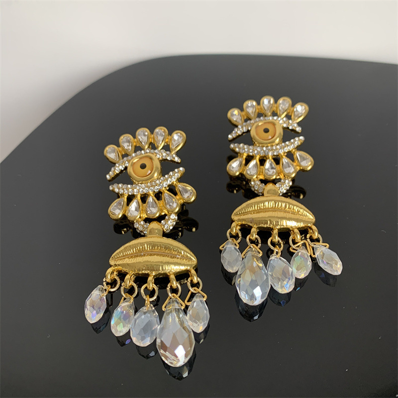 Luxury Brand Designer Jewelry European Vintage Eyes Tassel High End Earrings French Fashionable Devil's Eye Earrings Women's Accessories