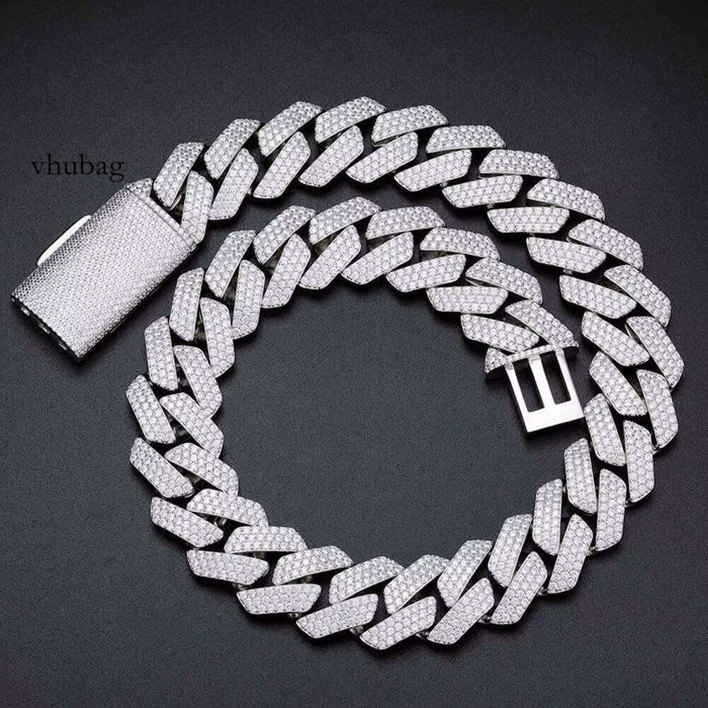 Ice Out Hip Hop Dia Cuban Chain Elegant 22mm Moissanite Jewelry for Women