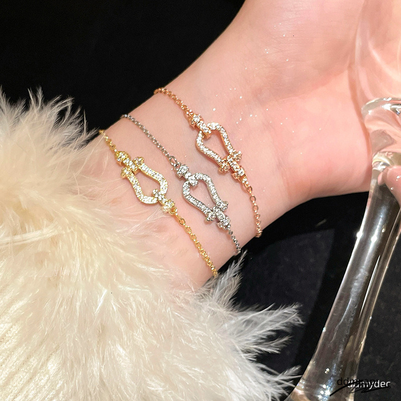 Gold Tone Textured Charm Bracelet With Chunky Chain Trendy Romantic Jewelry Gift For Her High Quality And Bold ddmydec Accessory ddmydec