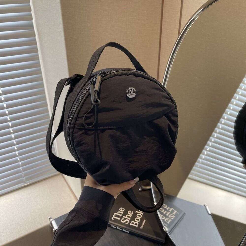 2025 New Fashion Commuter Canvas Round for Women, Niche Design Handheld Pleated Bag, Crossbody Shoulder Bag