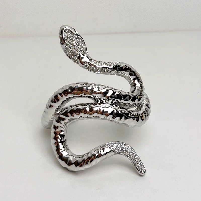 Exaggerated Heavy Craft Wrinkle Multi-layer Wrapped Dynamic Snake-shaped Dia-studded Bracelet Fashionable High-end Open Bangle