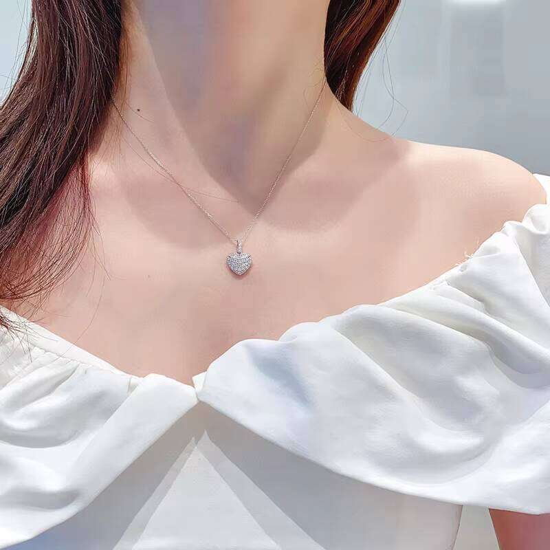 Romantic Heart Shape Iced Out Pendants Gold VVS DEF Color Lab Grown Dia Necklace for Women's Gift