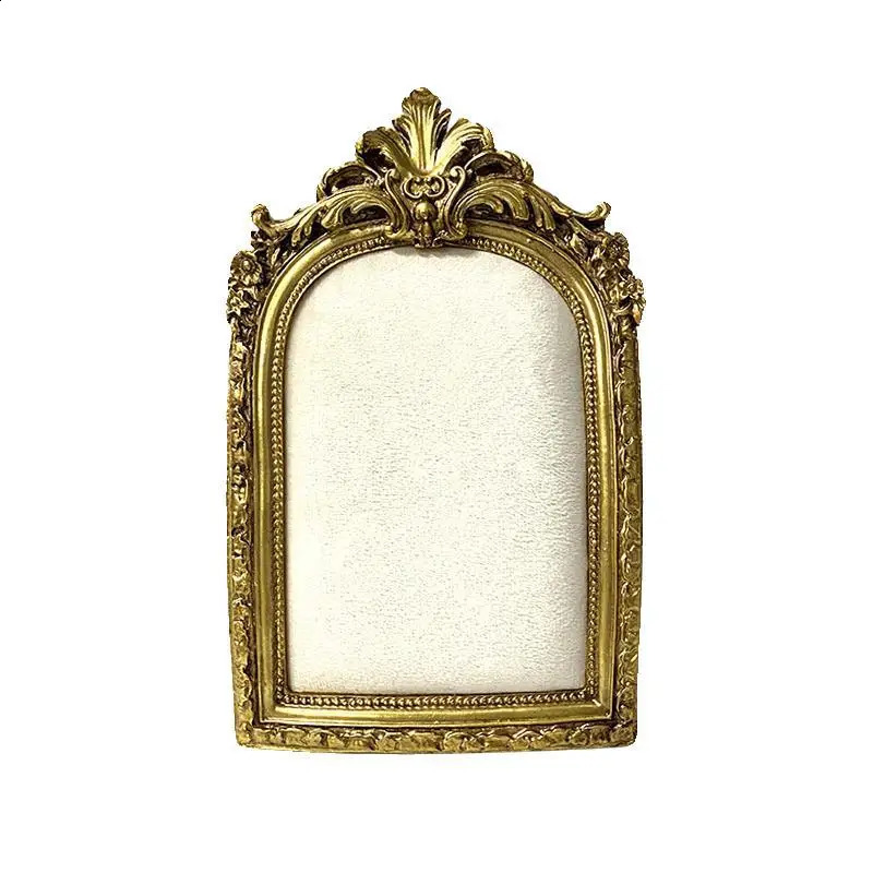 Retro Resin Velvet Jewelry Display Stand Earring Holder Vintage Jewelry Storage Organizer for Home Decor 250904