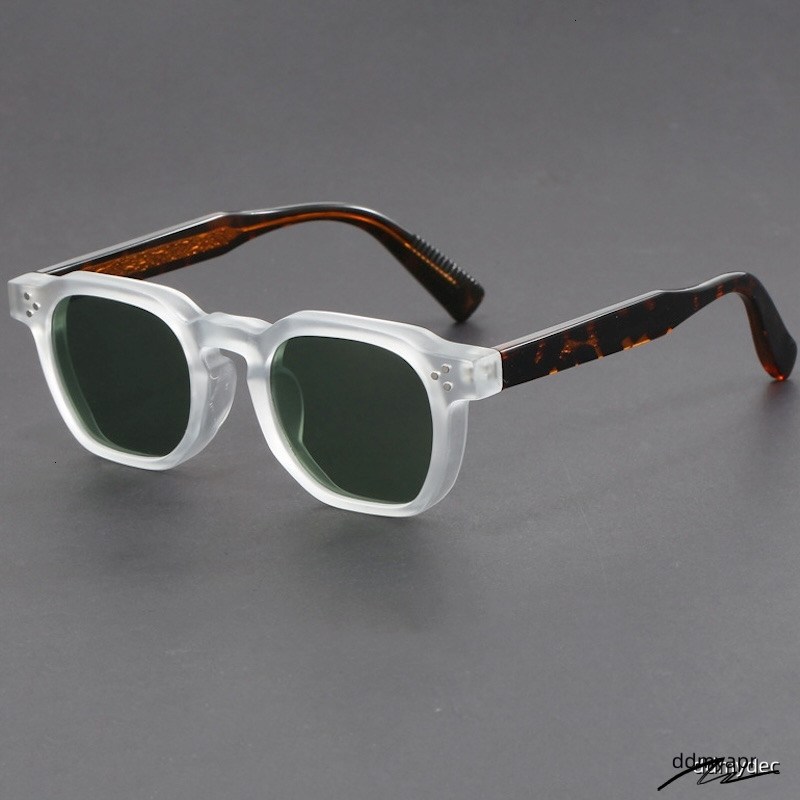 Vintage Steampunk Sunglasses Men Round Thick Glasses Women Retro Goggles Gothic Y2k Futuristic Cool INS Niche Circular High-End Sturdy Metal Inlay Ddm