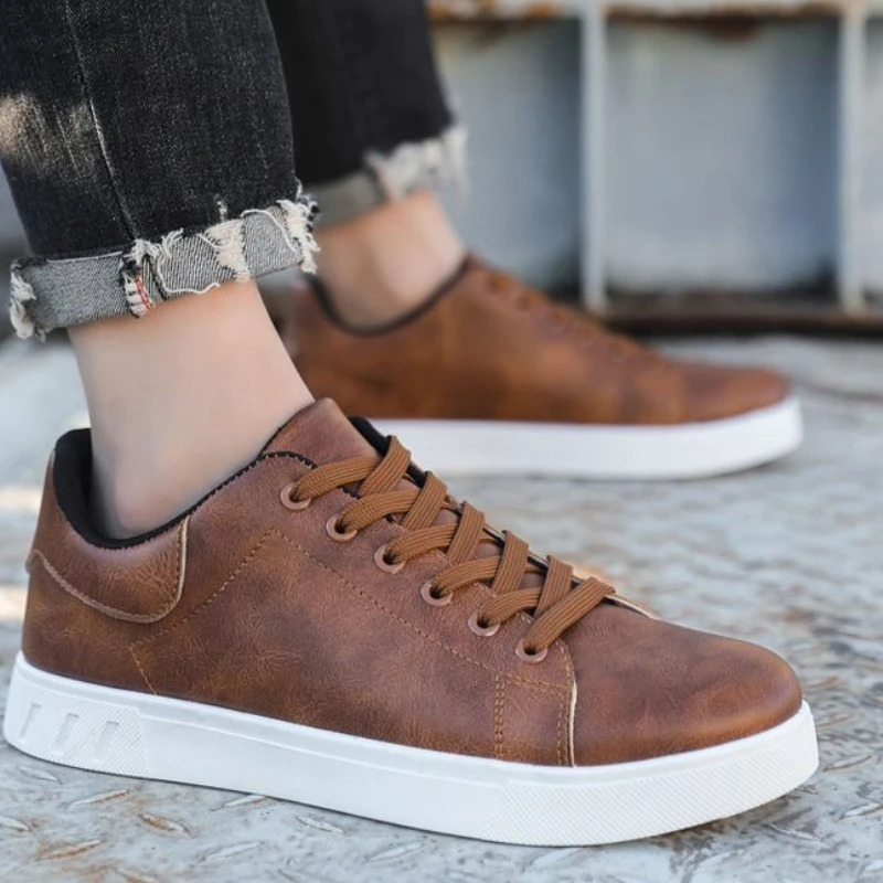 Spring Classic Men Leather Casual Shoes Crossborder Versatile Man Sneakers Loafers Fashion Large Size Board Shoes 250904