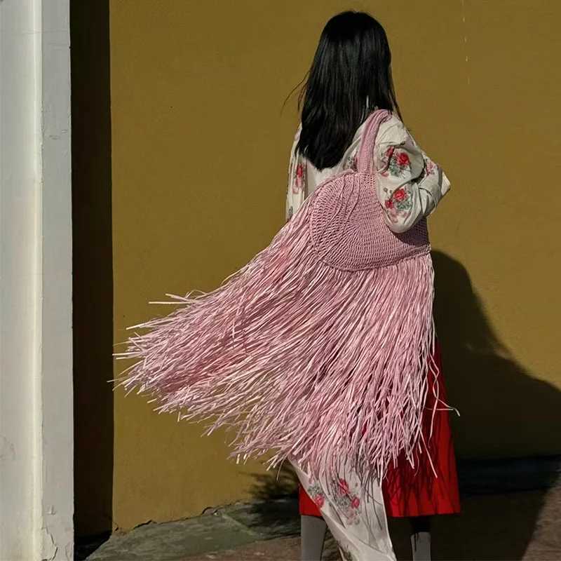 Niche Design Tassel Woven Bags Fashion Designer Handbags New Love Handbags Personality Trend Solid Color Allmatch Womens Bags Z250903