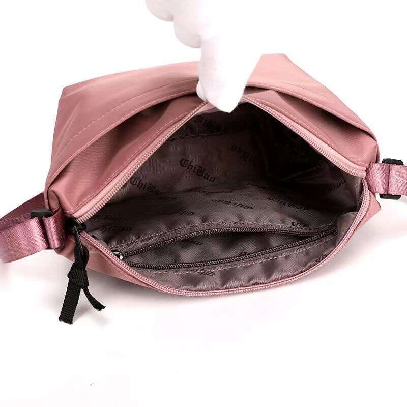 2023 Summer New Lightweight Dumpling Crossbody Versatile Small Korean Version Ins Simple Women's Bag