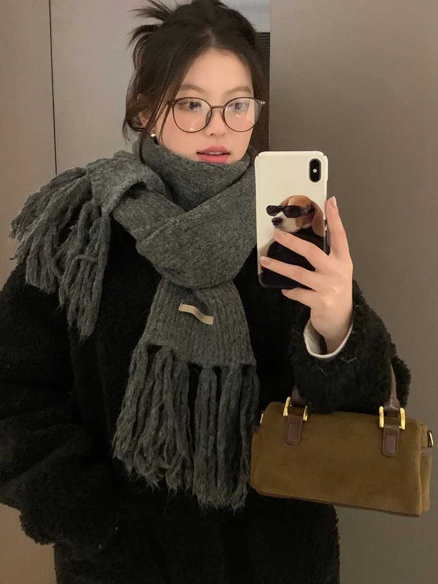 Woolen Knitted Scarf For Women Versatile Autumn And Winter Korean Version Of A Warm Scarf That Can Be Used As A Shl And A NeckXJ250905