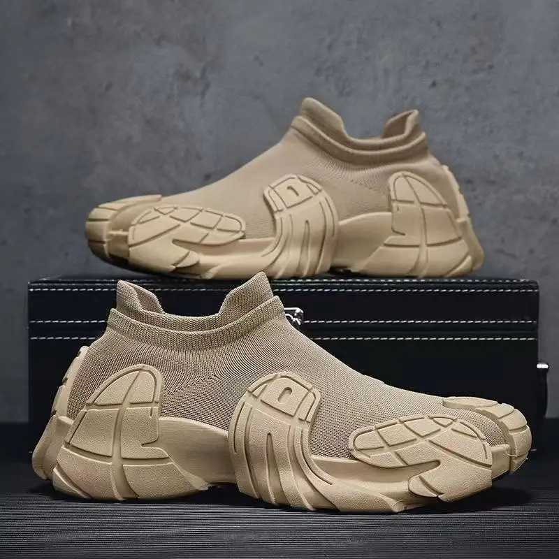 Men Sneakers Summer Leisure Beach Men Shoes High Quality Leather Sandals The Big Yards Mens Sandals Tennis Shoes Men Z250905