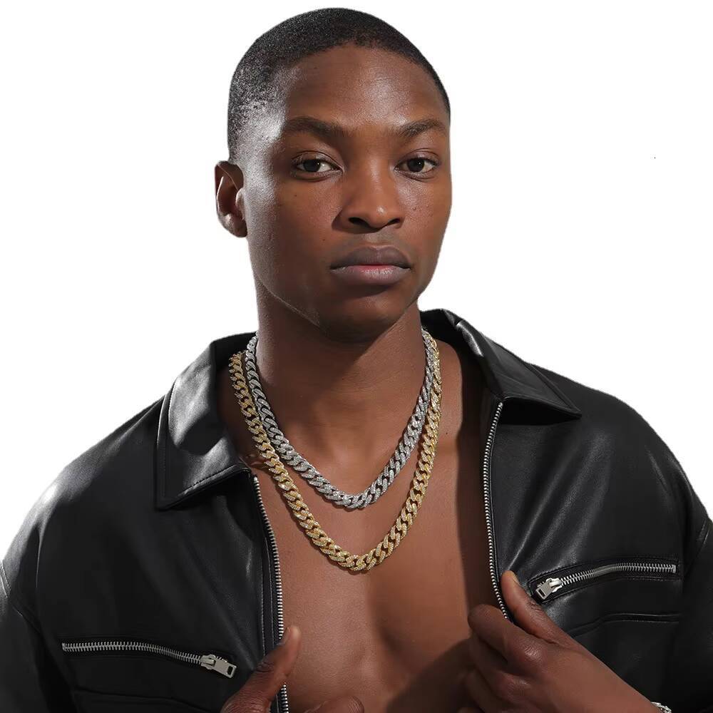 Factory Direct New Female Link Cuban Chain Hip Hop Jewelry with Rhodium Plating Zinc Alloy for Anniversary Wholesale