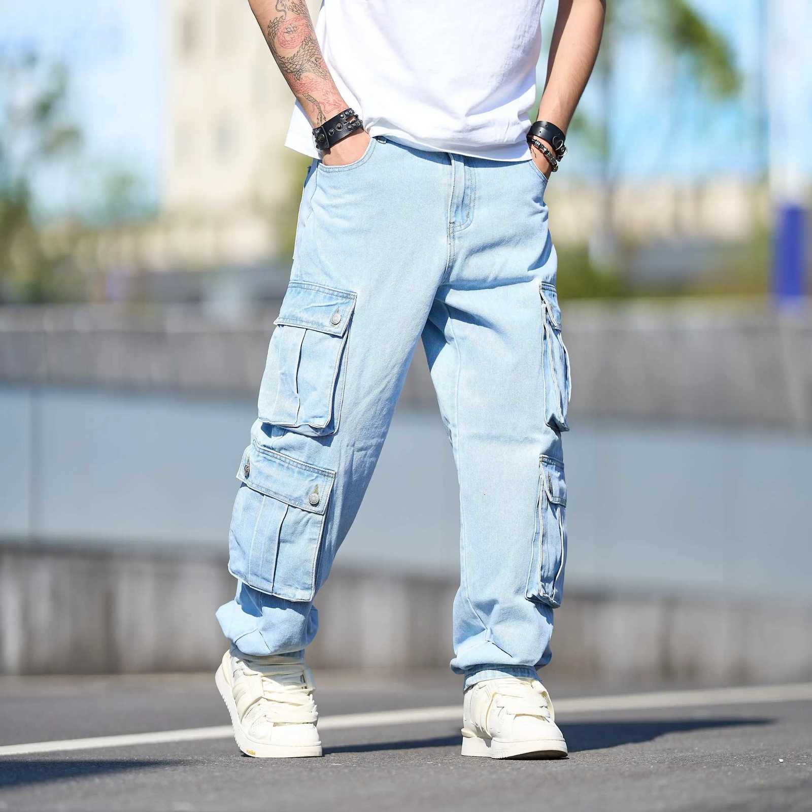 New Men Multi pocket Loose Straight Cargo Jeans Stylish Streetwear Male High Quality Solid Casual Denim Pants W250905