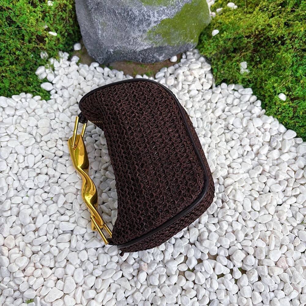 Metal Handle Straw Bags for Women Half Moon Rattan Woven Chain Shoulder Bohemian Travel Beach Bag Designer Crossbody Handbag