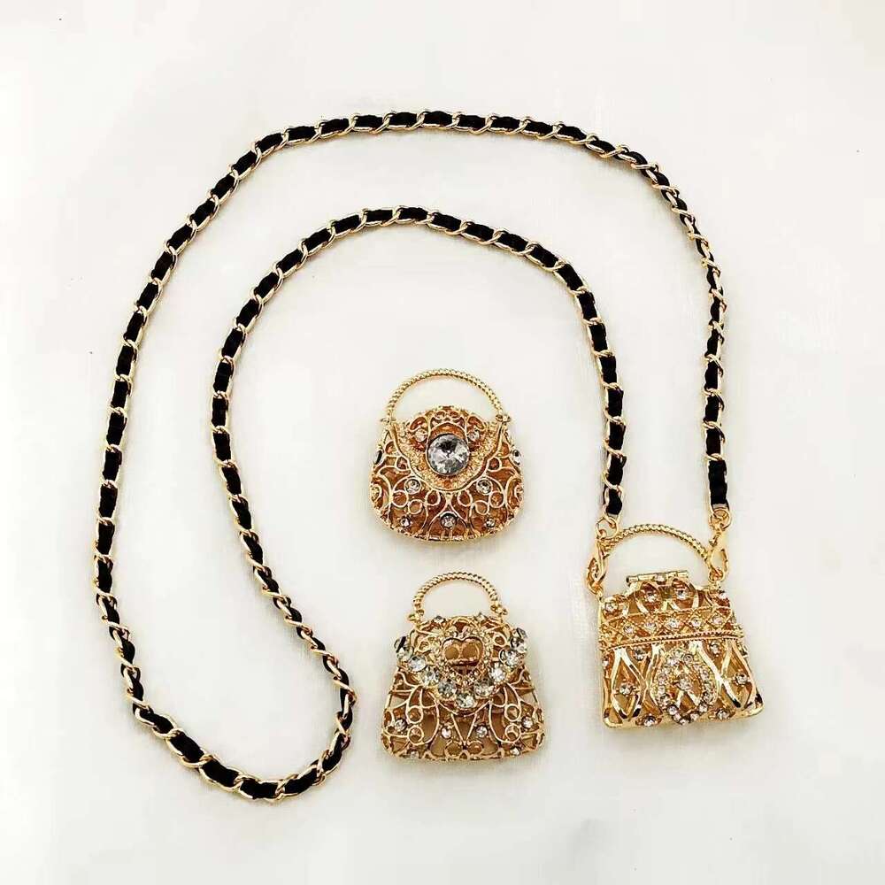 Mini Hollow Metal Decor Small New Style Diamond-Encrusted Pearl Chain Crossbody Compact Exquisite Fashion Women's Bag