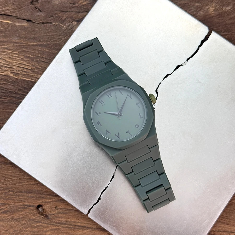 s in the Middle East highend plastic mens watch with Arabic numerals neutral casual simple quartz 250828