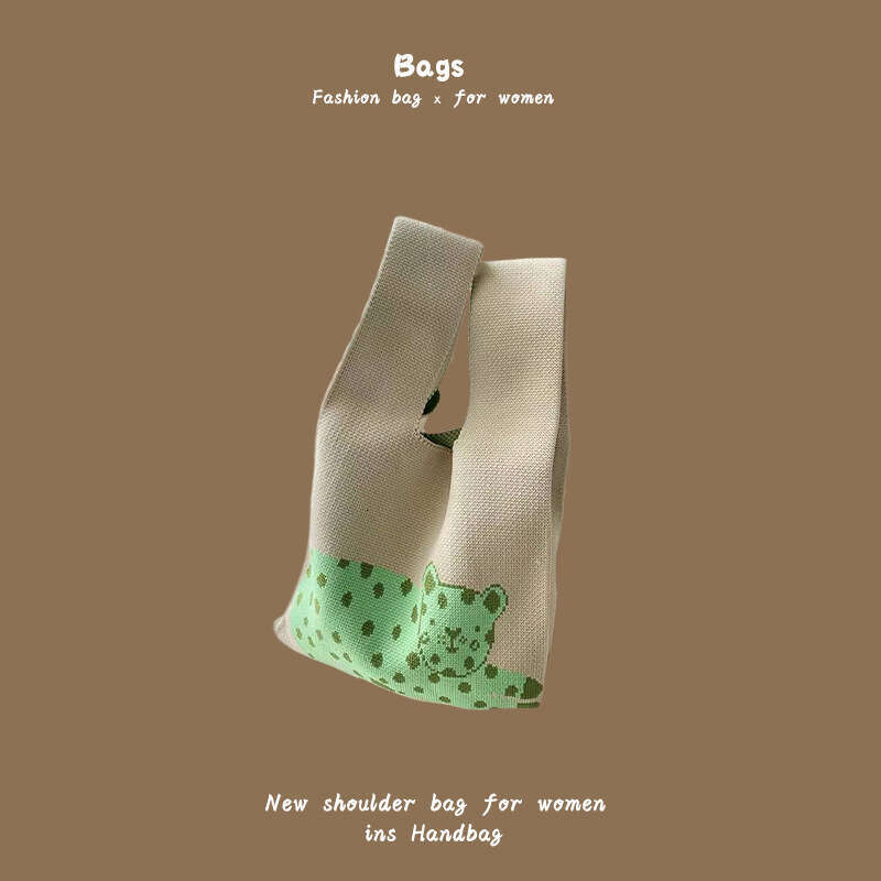 New INS Internet Celebrity Trendy Handbag for Women Knitted Wool Bucket Handheld Casual Tote Lunch Bag