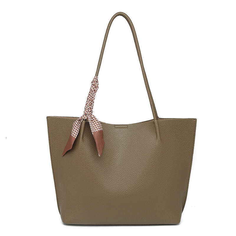 Niche Design Large Capacity Underarm for Women 2025 Korean Version New High-end Silk Scarf Women's Versatile Shoulder Bag