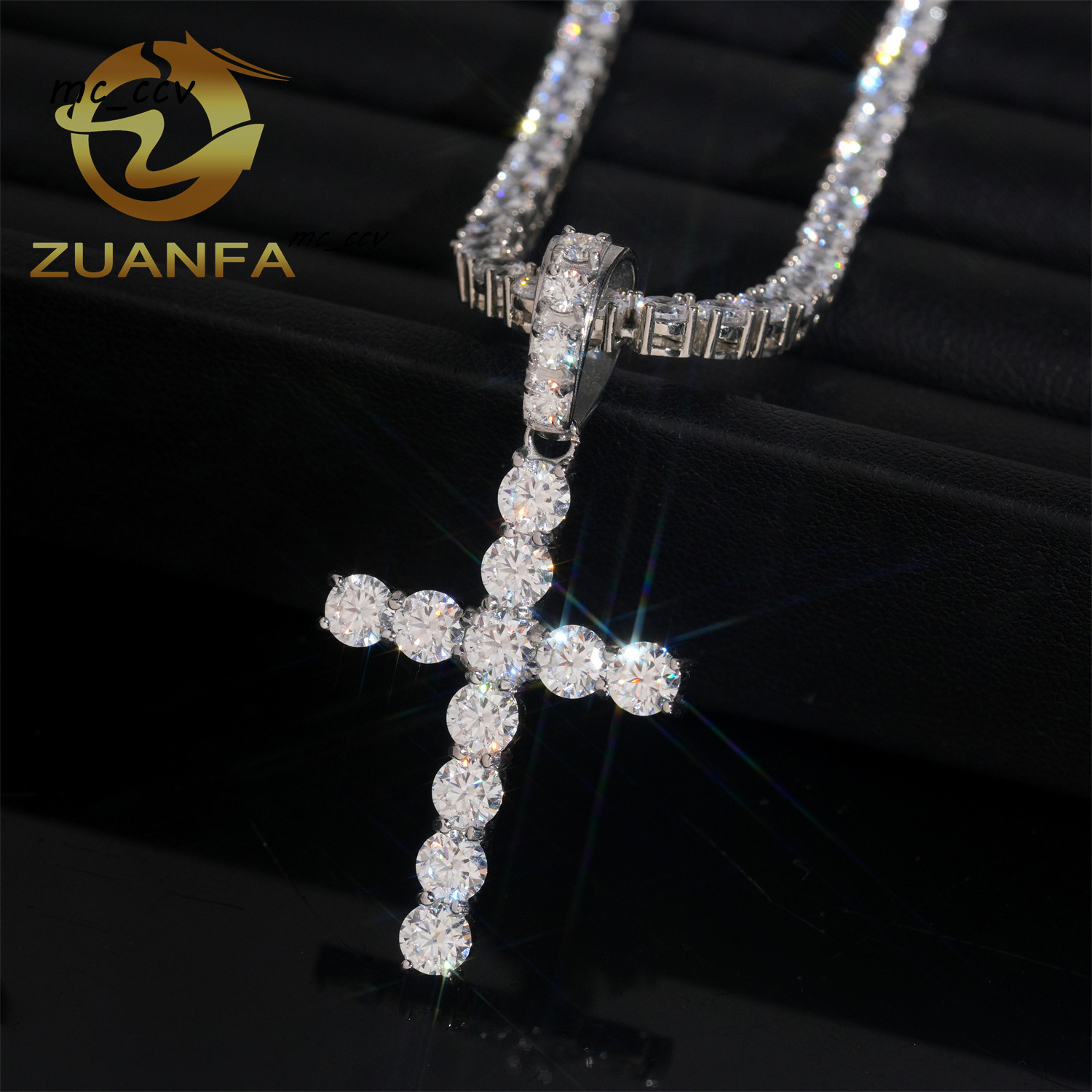 Ready to Ship 316 Stainless Steel Moissanite Cross Pendant Hip Hop Jewelry Iced Out Pendant Sterling Silver 925 CrossPendant