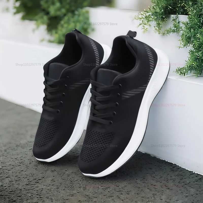 Men Women Vulcanized Casual Running Shoes Lightweight Breathable Tennis Sneakers Fitness Athletic Shoes Unisex Sports Footwear Z250905