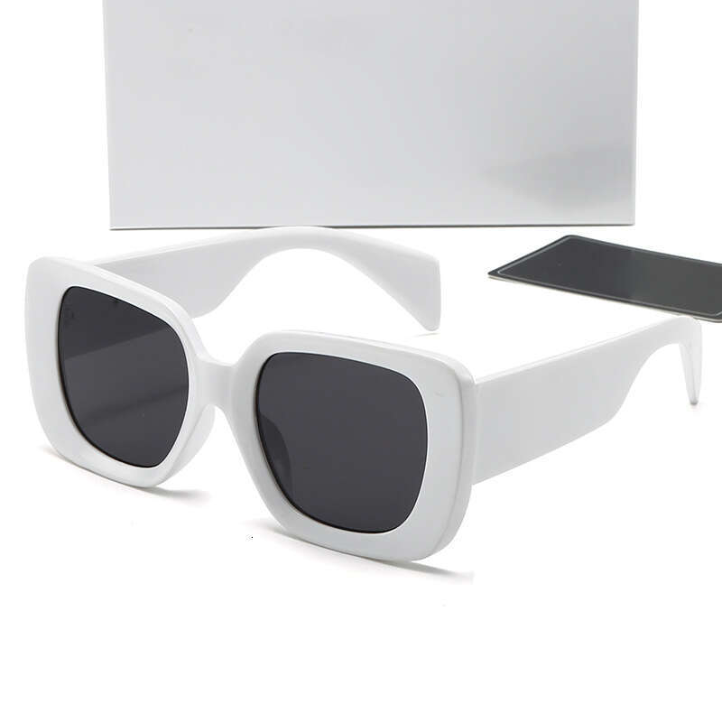 New Style Wide Frame Fashion HD Sunglasses UV Protection Glasses 8910 74b