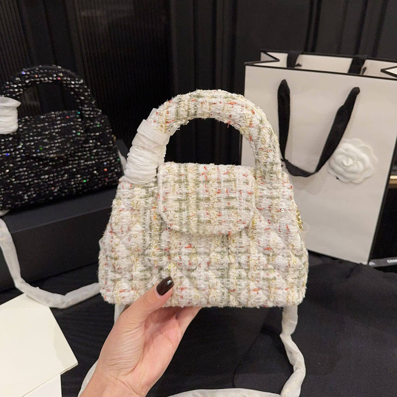Ladies Knitting Tweed Mini Shopping Bag Colorful Designer Tote Golden Hardware Two-Tone Stripes Pattern Matelasse Chain Shoulder Handbag Crossbody Wallets 20cm
