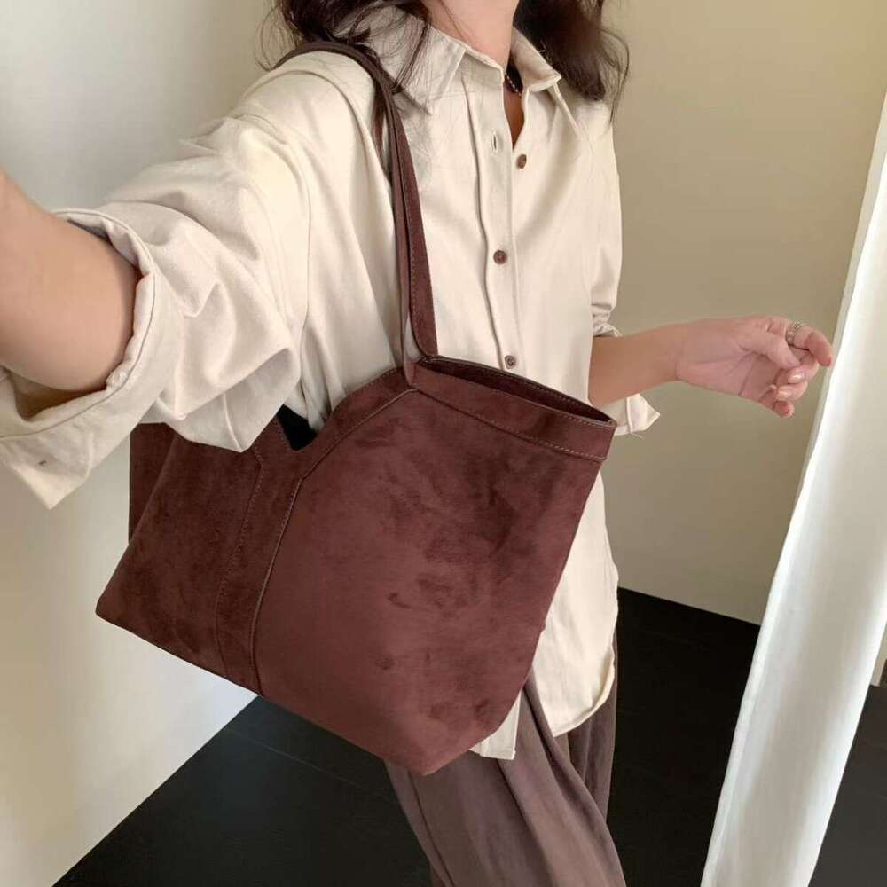 Casual Loose Feel Suede Tote for Women Large Capacity Shoulder Handbag Commuter Fashion Shopping Bag